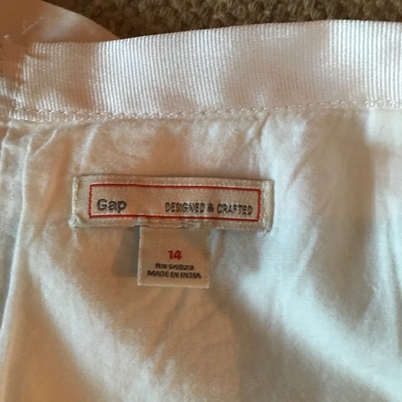 🌸 S O L D  GAP Eyelet Lined Crisp Cotton Skirt - Picture 7 of 10